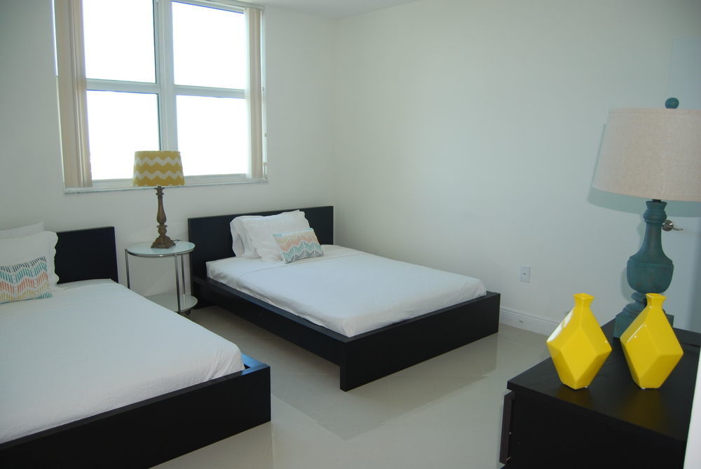Churchill Suites Miami Brickell - One Broadway Esterno foto