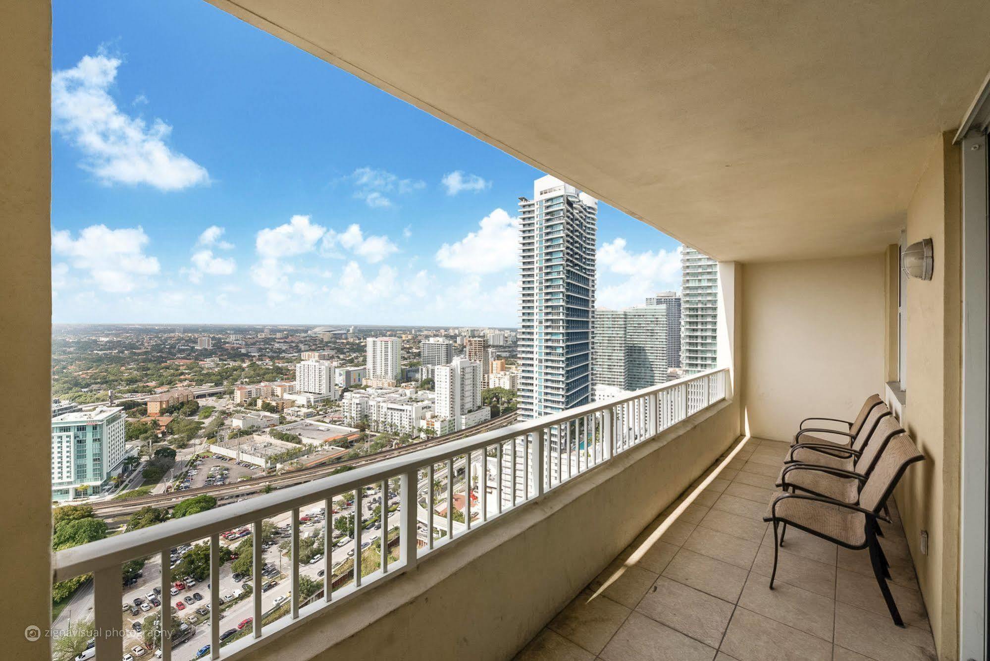 Churchill Suites Miami Brickell - One Broadway Esterno foto